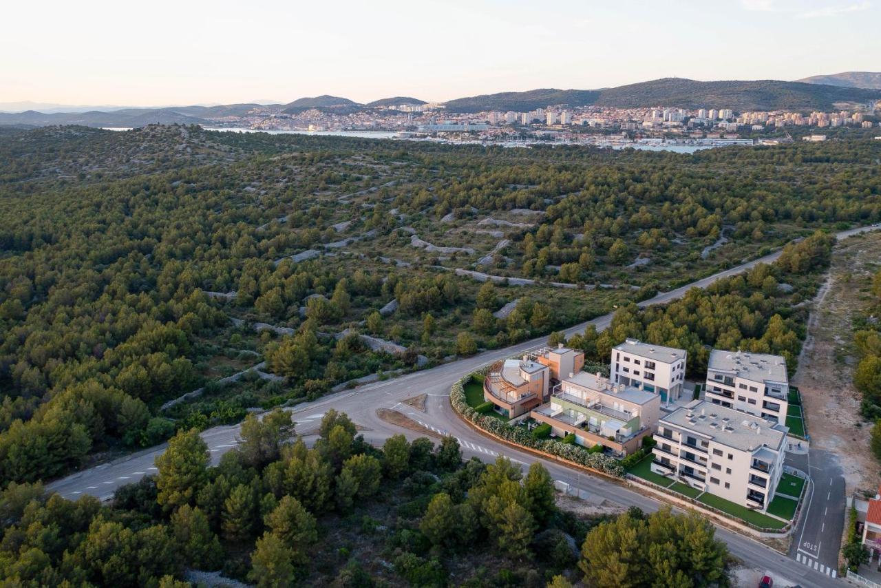 My Adriatic Place With Private Garden And Garage Sibenik Luaran gambar