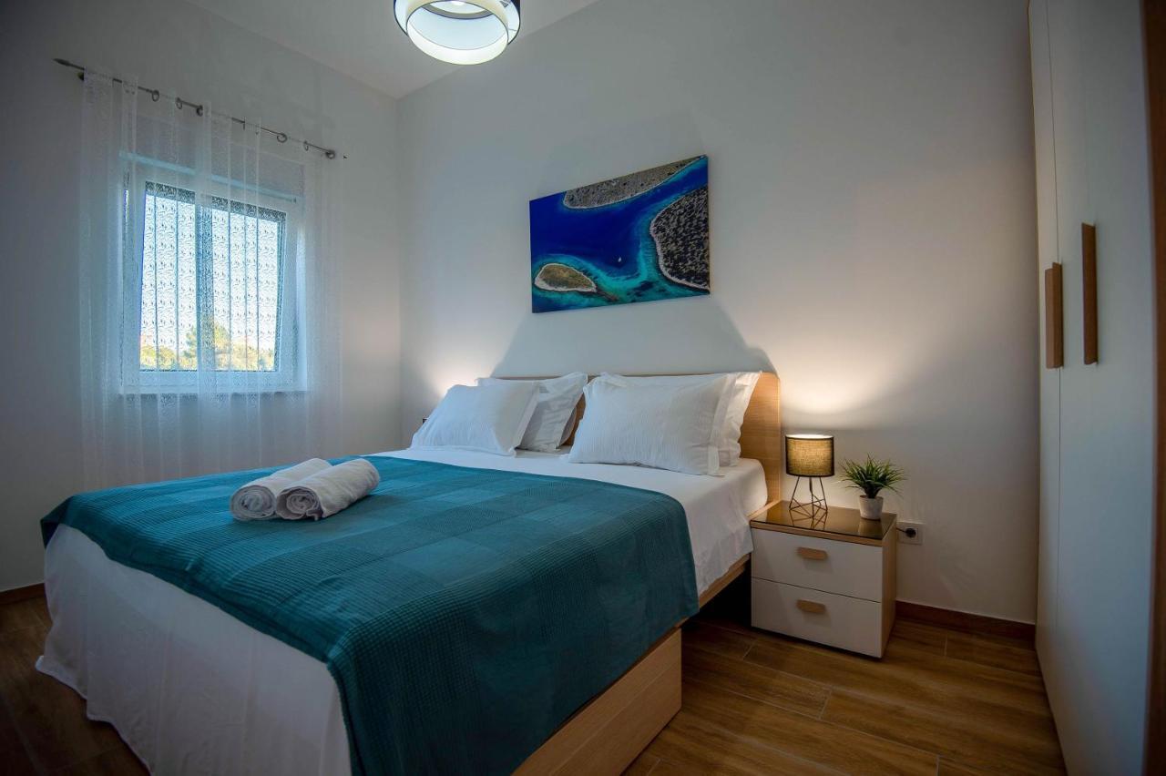 My Adriatic Place With Private Garden And Garage Sibenik Luaran gambar