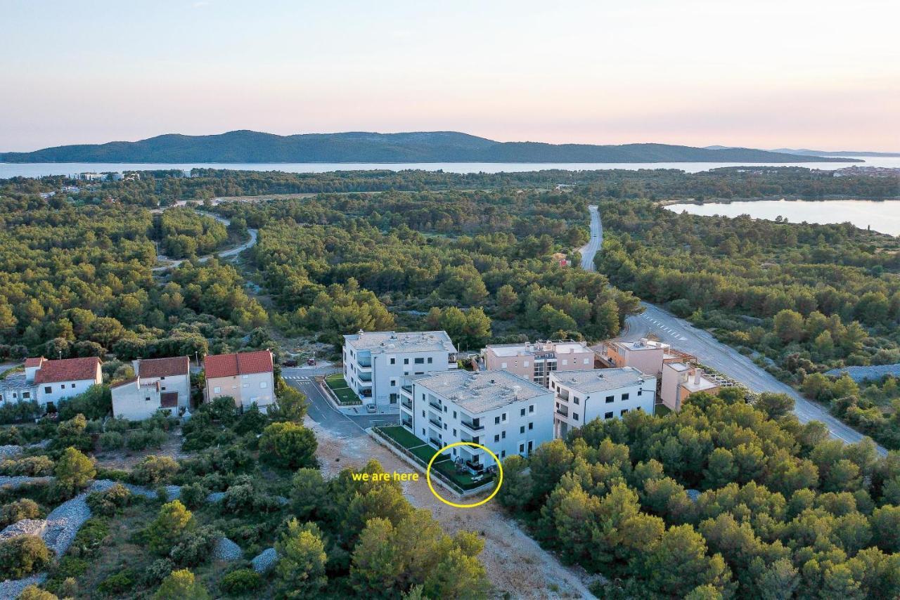 My Adriatic Place With Private Garden And Garage Sibenik Luaran gambar